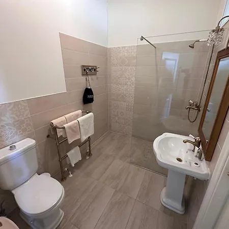 אתר נופש Manor & 5*
