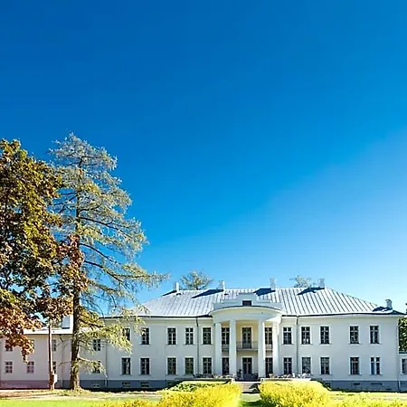 Manor & Resort