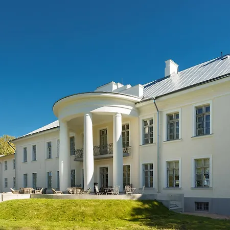 אתר נופש Manor & Kernu