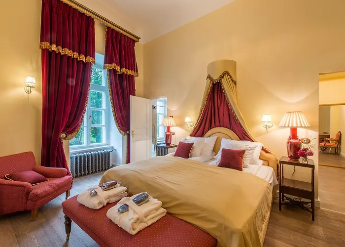 リゾート Manor &